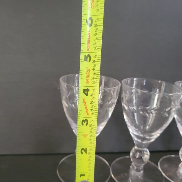 Set Of 4 Vintage Crystal Cordial Glasses With Etched Leaf Design & Bubble Stem - Picture 3 of 5